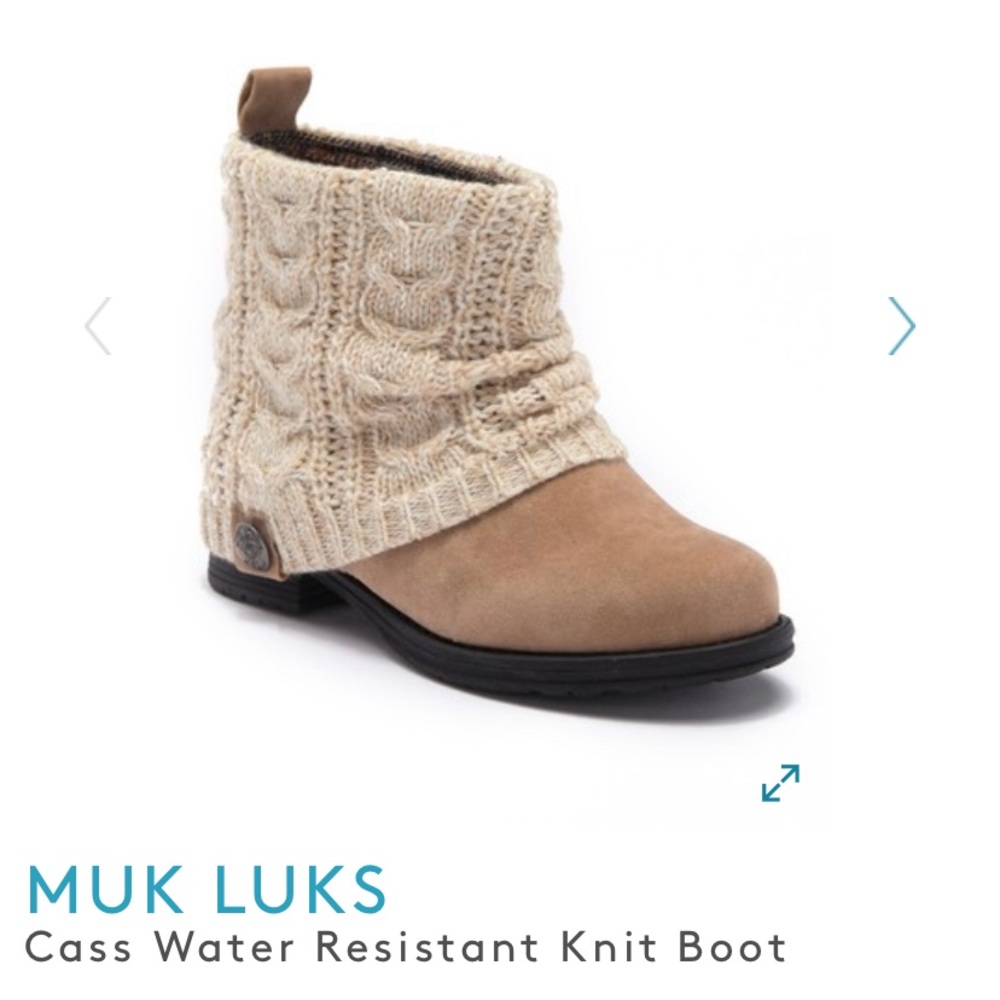 Muk Luks brown size 8 New In Box